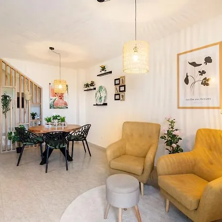 Holiday home Azahar House *